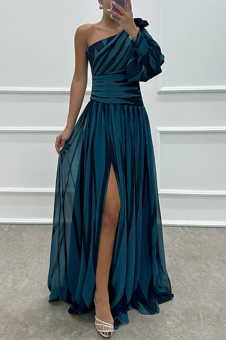 Juliana - Elegant Slit Maxi Dress